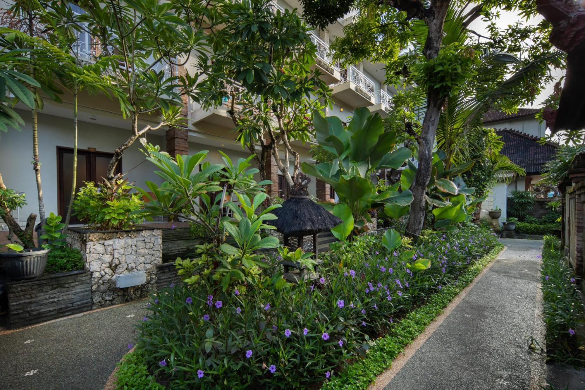 Legian Village Beach Resort - Chse Certified Eksteriør billede